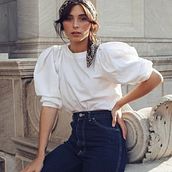 Polera Manga Globo. Un progetto di Artigianato, Cucito, Fashion design, Modellistica e confezione sartoriale di Paulette Luengo Zúñiga - 07.04.2025