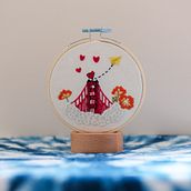 Embroidery Art : Sending Love from San Francisco. Embroider, Interior Decoration, and Pattern Design project by Maria T - 04.11.2025