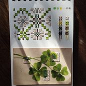 Bordado sobre papel en punto cruz. Arts, Crafts, DIY, Embroider, and Paper Craft project by violetastancanelli - 04.13.2025