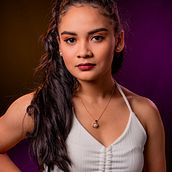 FOTOGRAFIAS DE ELISA. Photograph, Studio Photograph, Portrait Photograph, Photographic Lighting & Interior Photograph project by alccdg29 - 04.15.2025