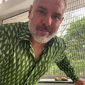 Green Shirt. Un progetto di Cucito, Fashion design e DIY di Felipe Fernandes - 17.04.2025
