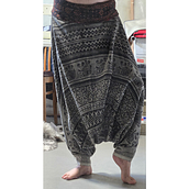 A Creative Journey with Purpose. Een project van Kostuumontwerp,  Modeontwerp, Naaiwerk, Upcycling, Patroonontwerp en kleermakerij y Textielprinten van nel_duarte - 17.04.2025