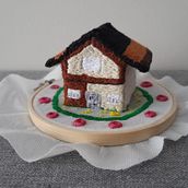 Casa de la abuela. Un projet de Artisanat, Broderie , et Art textile de Tatiana Santiago - 18.04.2025