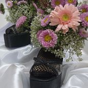 Octubre rosa. Un proyecto de Decoración de interiores, DIY, Diseño floral, vegetal, Diseño de interiores y Paisajismo de mrosarioglv - 21.04.2025