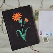 Notatnik haftowany "Mutisias".. Projekt z dziedziny  Haft, Ilustracja naturalist, czna i  Introligatorstwo użytkownika Zulma Castañeda - 22.04.2025
