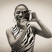 Primer trabajo con modelos. Photograph, Studio Photograph, Fashion Photograph, and Portrait Photograph project by Bryan Polo - 04.23.2025