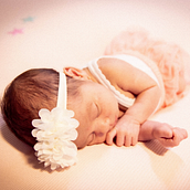 Aurora. Een project van Fotografie, Studiofotografie, Portretfotografie, Lifest, le fotografie e Interieurfotografie van Alejandro La Guardia - 28.04.2025