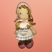Lily Ann. Amigurumi, Artesanato, Crochê, Tecido, Design têxtil, e Design de brinquedos projeto de saiveryne - 30.04.2025
