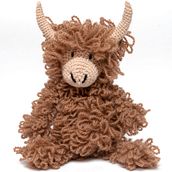 Hochlandrind. Amigurumi, Arts, Crafts, Crochet, Textile Design, To, and Design project by Jana - 05.02.2025