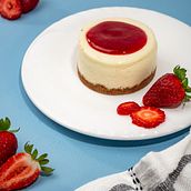 Provoca un dulcito. Un proyecto de Fotografía, Fotografía gastronómica, Iluminación fotográfica, Composición fotográfica, Fotografía para Instagram, Food St y ling				 de Verónica Aponte - 02.05.2025