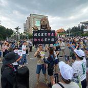 Sculpting Protest with Humor 用幽默雕塑抗議. Un progetto di Artigianato, Character design, Belle arti e Scultura di Rasaid Tsang - 05.05.2025