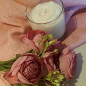 Eliz Homemake Candles . Un progetto di DIY, Interior design e Product design di J Jimenez Business - 12.05.2025