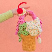 Melted Ice Cream Bag Ein Projekt aus dem Bereich Crochet von Aynsley Grealis - 13.05.2025