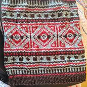 Navajo Cowl by Jenniger Berg, knitted by me. Accessor, Design, DIY, Fashion Design, Fiber Arts, Knitting, and Textile Design project by sheilaevers - 05.25.2025