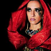 #DAmoreNonSiMuore ; ma le faccio sapere se mi dovesse servire, grazie.. Fashion Design, Photograph, Stor, telling, Digital Photograph, Film, Video, TV, Portrait Photograph, Outdoor Photograph, and ChatGPT project by Marica Minotti - 06.05.2025