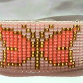 pulsera rocaya mariposa. Accessor, Design, Arts, Crafts, Fiber Arts, Jewelr, and Design project by Gloria Giron - 06.12.2025