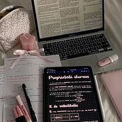 Mi agenda semanal🌸. Creative Consulting, Design Management, Marketing, Management, and Productivit project by Naibith Mancilla - 06.16.2025