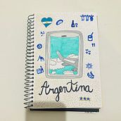 My journal. Fine Arts, Sketching, Creativit, Drawing, Sketchbook, and Mindfulness project by victoriabragagnolo - 06.16.2025