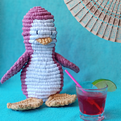 My first 3D-Macrame-Penguin. Un proyecto de Art to, Tejido, Macramé, Pattern Design y Diseño textil de Katja - 28.06.2025
