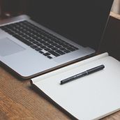 Un Error. Een project van Verhaallijn, Stor, telling, Schrijven, Non-fictie schrijven y Creatief schrijven van Leslye Hernández Escorcia - 05.07.2025