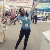 Selfie terapia con Mina . Photograph, Mobile Photograph, Lifest, le Photograph, Instagram Photograph, Instagram, Marketing, Mobile Marketing, Advertising, and Social Media project by Verónica Román - 07.08.2025