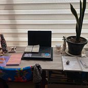 El trabajo se quedó en casa: memorias y objetos del mundo laboral pospandemia . % Alejandra Ostos tarafından hazırlanan Marka Stratejisi, Markalaşma ve Kimlik, Yaratıcı Danışmanlık, Ve Pazarlama projesi - 07.09.2025