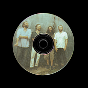 Los hermanos cd. Graphic Design project by João Lino - 07.16.2025