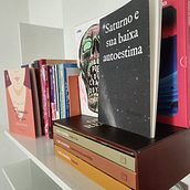 O privilégio de conhecer mundos infinitos. Un progetto di Scrittura creativa, Narrativa, Scrittura e Sketchbook di Beatriz Lopes Cardoso - 16.07.2025