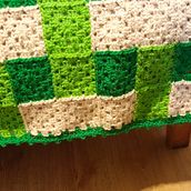 Colcha con cuadradros de crochet.. Un proyecto de Crochet de Beatriz González - 25.07.2025