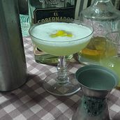 Pisco Caú. Beverages project by analiaocchi - 07.28.2025