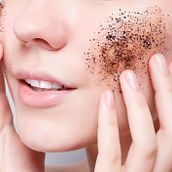 Buy skin care products online. Graphic Design project by rafaellrivas1 - 08.06.2025