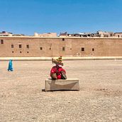 Playing with colours and composition on a journey through Morocco. Documentar, Photograph, Lifest, le Photograph, Mobile Photograph, Outdoor Photograph, Photograph, and Social Media project by vgiovannini1983 - 08.22.2025