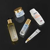 ISDINCEUTICS Black Fraiday. Un projet de Conception 3D, 3D, Design , et Conception numérique de Ursula Martin - 29.08.2025