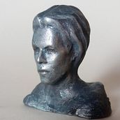 David Bowie Min Heykeli "Dünyaya Düşen Adam Aşaması" . % James Abell tarafından hazırlanan He, kel, Ve 3D Modelleme projesi - 08.31.2025