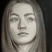 Portrait au graphite sur fond au pastel noir. Un proyecto de Bellas Artes, Dibujo, Dibujo a lápiz, Dibujo realista, Ilustración tradicional, Bocetado, Dibujo anatómico, Dibujo artístico y Dibujo de Retrato de stedevere - 23.09.2025