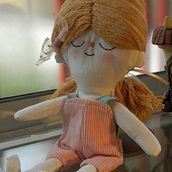 Mimi.. Un progetto di Artigianato, Fotografia per Instagram, Fotografia con smartphone, Modellistica, confezione sartoriale, Fotografia di prodotti, Cucito, Social media e Design di giocattoli di natydegrati - 27.09.2025