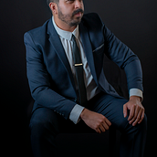 Una mirada al presente. . Photography, Portrait Photography, and Studio Photography project by Chava Iglesias - 10.07.2025