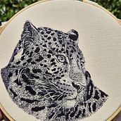 Onça pintada  . Menggambar, Bordir, Seni Serat, Ilustrasi tradisional, Gambar Realistis, Dan Desain Tekstil proyek oleh Danilo Heberhard - 10.21.2025