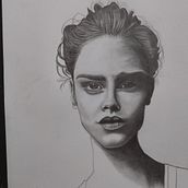 O retrato de se redescobrir e explorar novos talentos.. Fine Arts, Drawing, Pencil Drawing, Figure Drawing, Artistic Drawing, Portrait Drawing, and Traditional illustration project by Joice Zardo - 10.24.2025