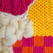 Introduction to Frame Loom Tapestry. Un progetto di Interior Design, Design di accessori, Fiber Art, Tessitura e Textile Design di _mina_ - 26.10.2025