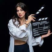 Tiyatro Sahnesi . Fotografi, Fotografi Studio, Fotografi Mode, Dan Fotografi Potret proyek oleh cihat - 10.31.2025