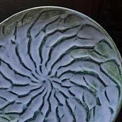 Nature inspired plate . Ceramică de Sarah Scott - 11.04.2025