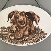 kaila. Een project van Craft, Decoratief schilderen, DIY,  Tekening, Naturalistische illustratie,  Portrettekening, Realistische tekening, Traditionele illustratie y Houtbewerking van s_lanoix - 04.11.2025