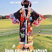 Diana Rikasari x Vam Vam. Artesanato, Design, e Design de moda projeto de Diana Rikasari - 17.11.2025