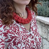 Mother and baby friendly necklace . Arts, Crafts, Jewelr, Design, Macramé, and Textile Design project by Ezgi Arıncı - 11.20.2025