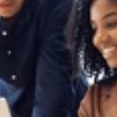 Copywriting para redes sociales. Un progetto di Comunicazione, Cop, writing, Scrittura e Social media di Hugo Flores - 24.11.2025