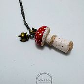 A mushroom and a fox!. Accessor, Design, Arts, Crafts, Ceramics, Jewelr, and Design project by Chryssavghi Sampati - 12.02.2025