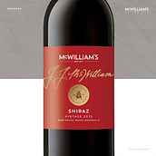 J.J. McWilliam label redesign Ein Projekt aus dem Bereich Branding und Identität, Grafikdesign und Verpackung von Jayfel Cantrell - 11.12.2025