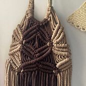 Proyecto final, diseno de Amarena. Un progetto di Artigianato, Cucito, Design, Design di accessori, Macramè, Fiber Art e Textile Design di pop_maudel - 17.12.2025