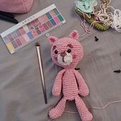 1º Baby . Amigurumi, Crochê, DIY, Tecido, Design têxtil, e Design de brinquedos projeto de Miranda Sandra - 28.12.2025